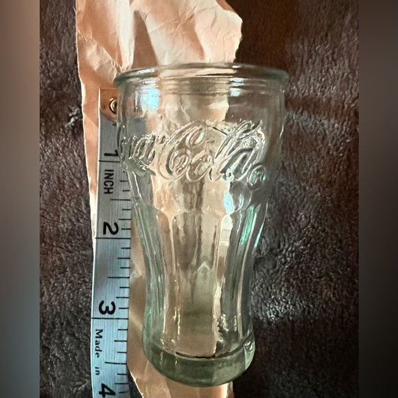Coca Cola shot glasses set of 6 in total 
New never used - Picture 2 of 3